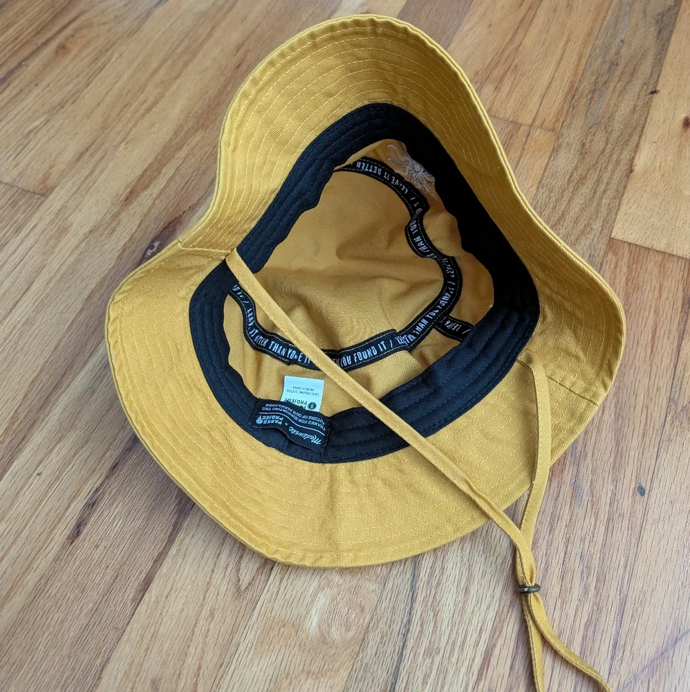 NWOT Madewell Parks Project Gold Embroidered Sun Bucket Hat